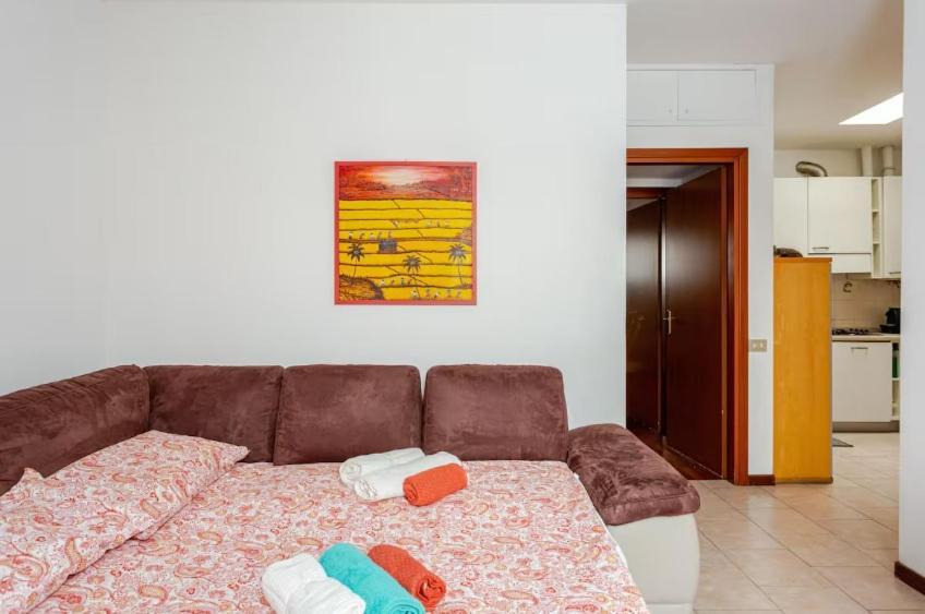 For 5 People 300 Meters From The Metro In A Great Area Apartment Milan Exterior photo